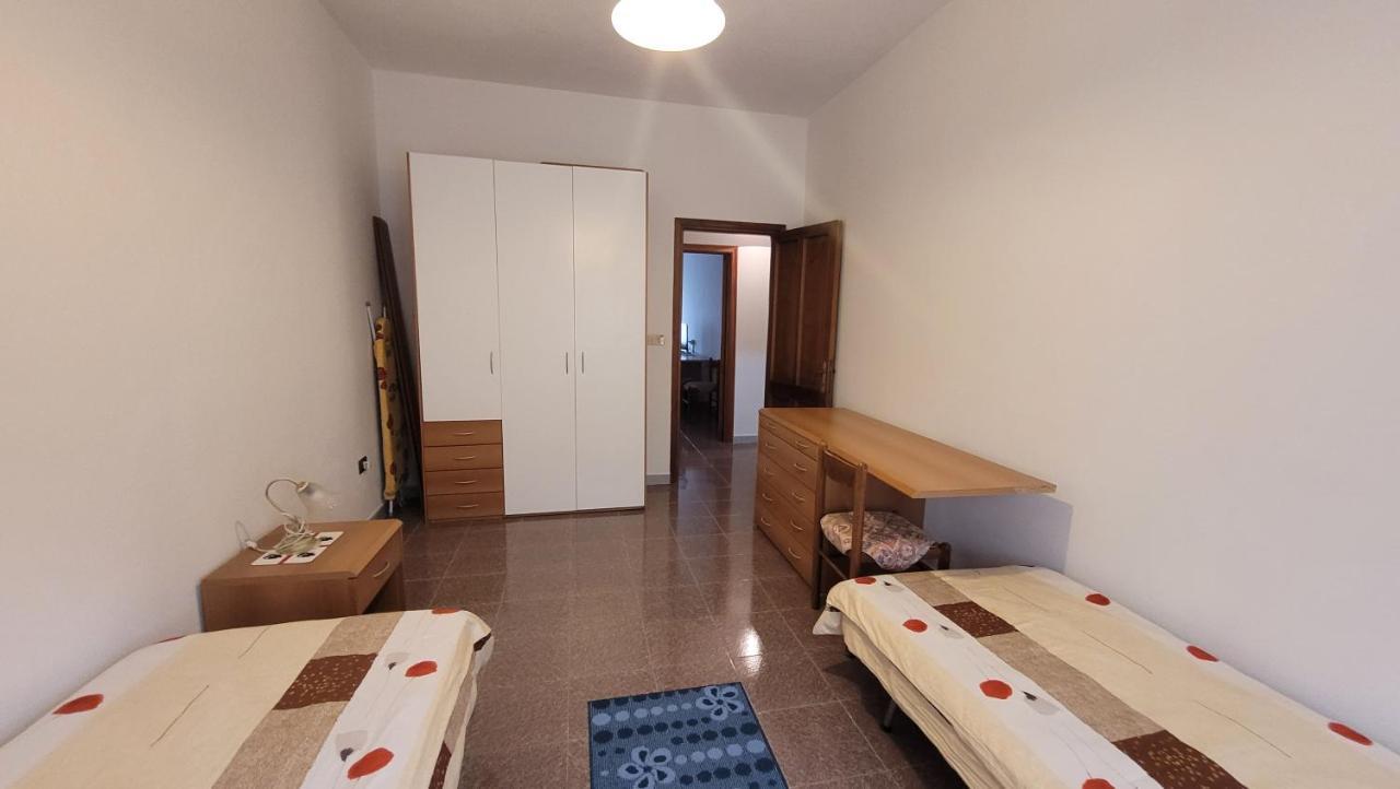 Holiday Maria Luisa Villa Galtellì Kültér fotó