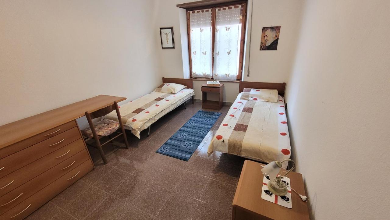 Holiday Maria Luisa Villa Galtellì Kültér fotó