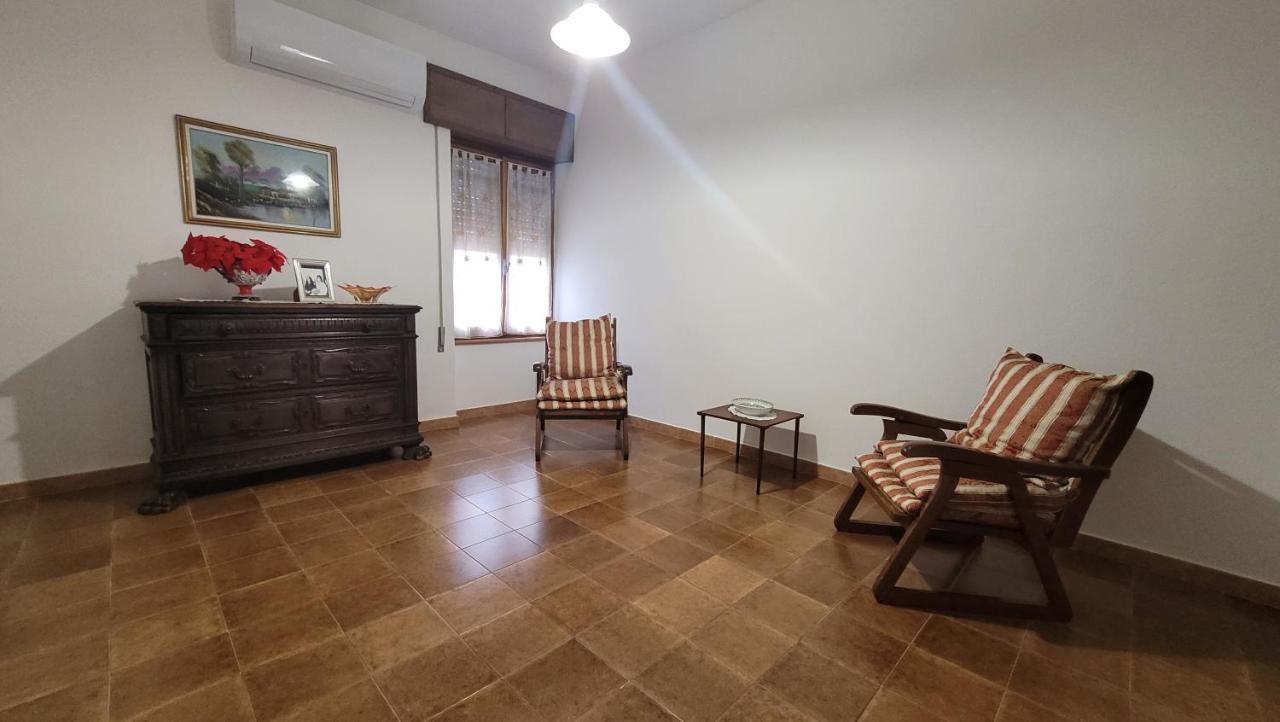 Holiday Maria Luisa Villa Galtellì Kültér fotó